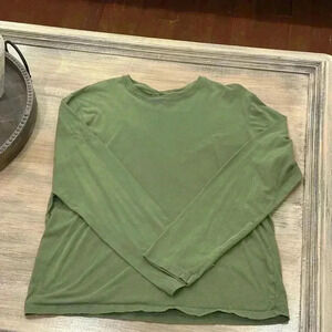 GAP-Men’s long sleeve tee shirt- L